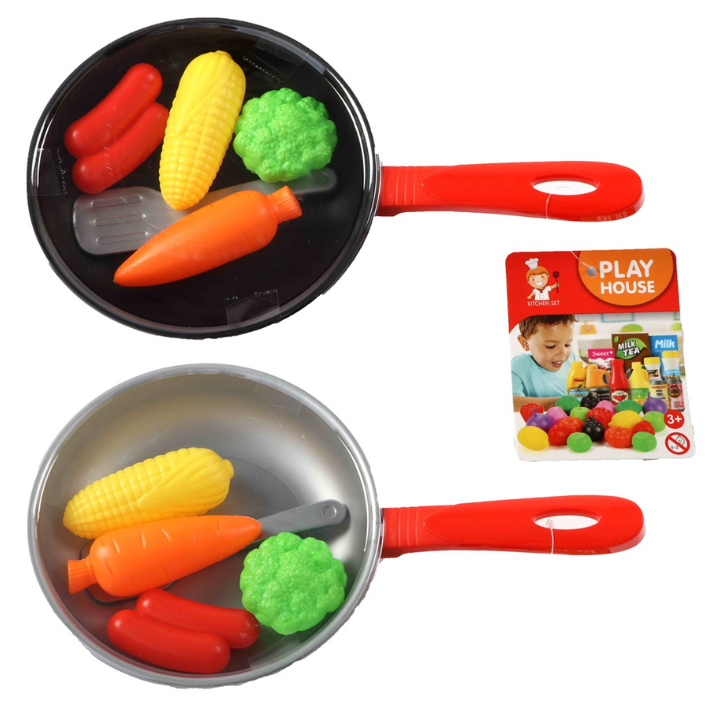 Bereid de lekkerste maaltijden met deze complete Koekenpan Set! De set bevat alles wat je nodig hebt voor een smakelijke kookervaring, inclusief een grijze of zwarte koekenpan, een praktische spatel en heerlijke ingrediënten zoals broccoli, worstjes, wortel en een maiskolf. Perfect voor het koken van een gevarieerde en gezonde maaltijd!