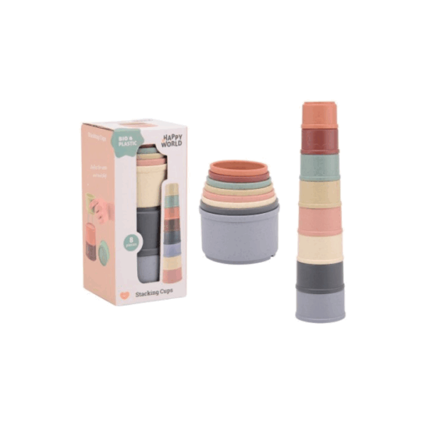 Geef je kleintje een verantwoord en kleurrijk speeltje met deze set van 8 stapelbekers, gemaakt van hoogwaardig en milieuvriendelijk bio-plastic. De zachte pastelkleuren zijn niet alleen oogstrelend, maar ook ideaal om de kleurherkenning te stimuleren terwijl je kind stapelt en bouwt. De bekers zijn lichtgewicht, stevig en veilig, perfect voor kleine handjes om te pakken, stapelen en mee te spelen. Door de verschillende formaten kunnen kinderen experimenteren met grootte, balans en ruimtelijk inzicht. Bovendien stimuleert het stapelen de fijne motoriek en het probleemoplossend denken.